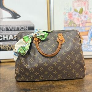 Louis Vuitton Vintage Monogram Speedy 30